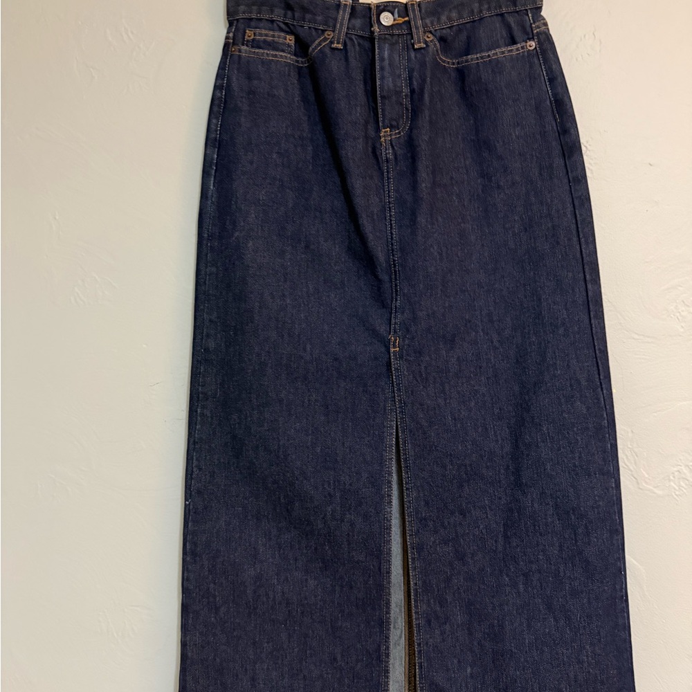 Vintage GAP Women's Dark Blue Denim Maxi Skirt